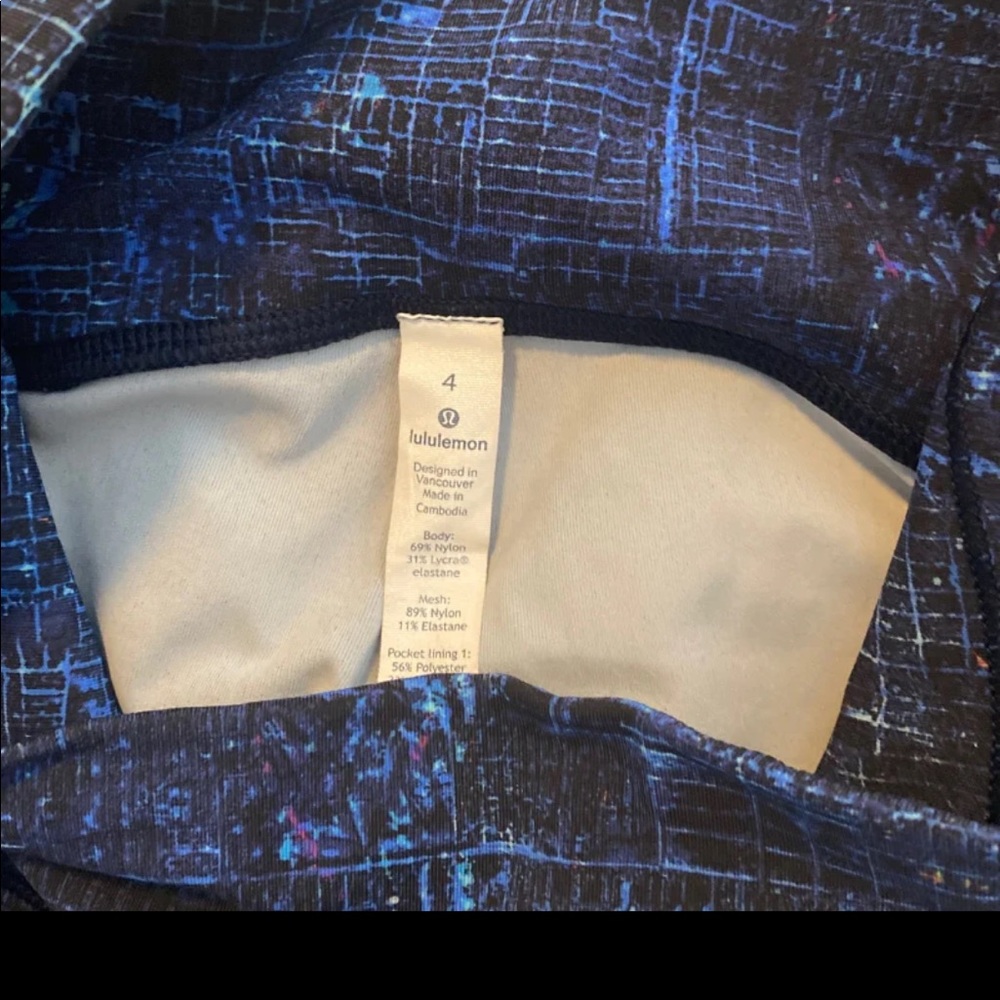 Lululemon Sz 4